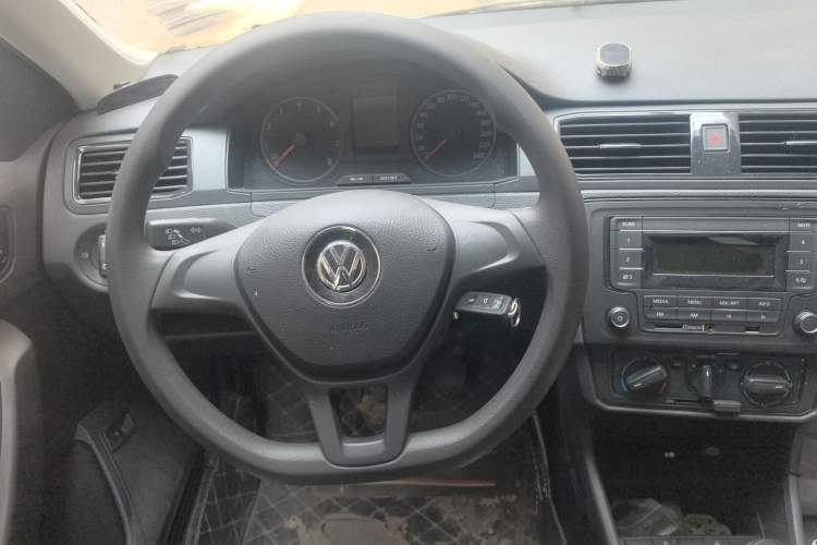 Used Volkswagen Santana 2021 1.5L Manual Fashion Edition Steering Wheel