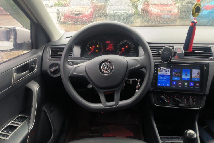 Used Volkswagen Santana 2021 1.5L Manual Fashion Edition Steering Wheel