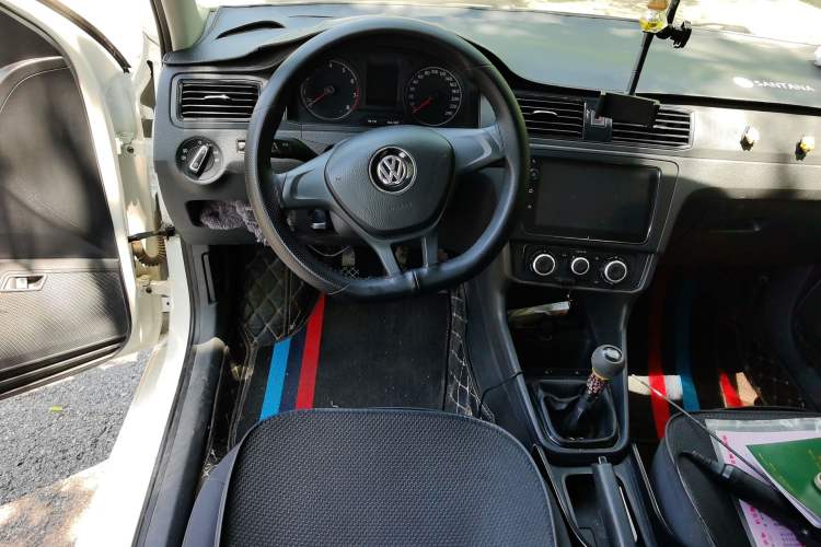 Used Volkswagen Santana 2021 1.5L Manual Fashion Edition Steering Wheel