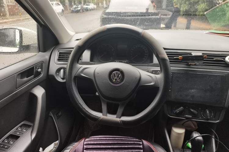 Used Volkswagen Santana 2021 1.5L Automatic Fashion Edition Steering Wheel