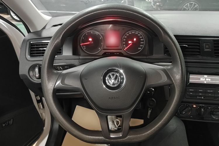 Used Volkswagen Santana 2021 1.5L Manual Fashion Edition Steering Wheel