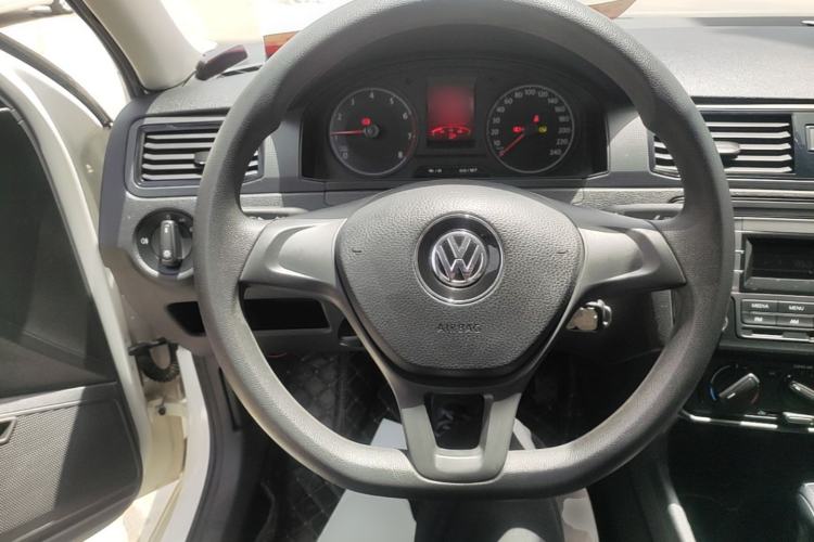 Used Volkswagen Santana 2021 1.5L Automatic Fashion Edition Steering Wheel