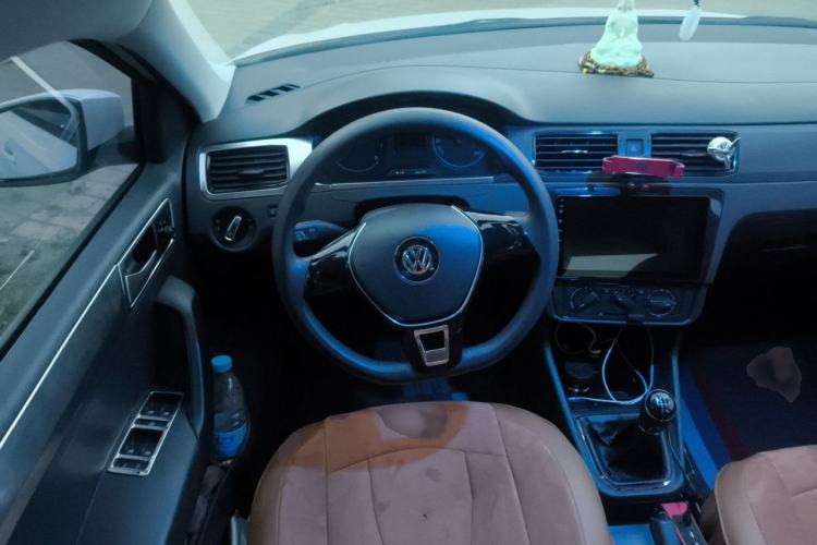Used Volkswagen Santana 2021 1.5L Manual Fashion Edition Steering Wheel