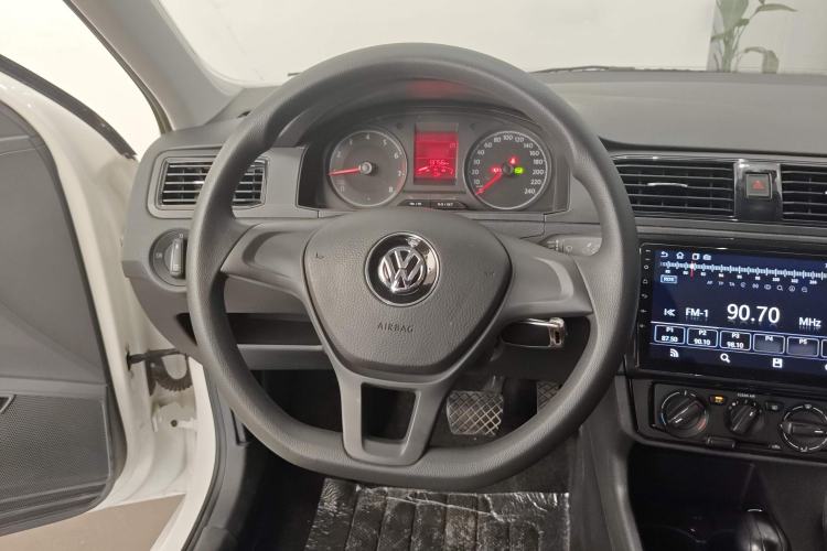 Used Volkswagen Santana 2021 1.5L Automatic Fashion Edition Steering Wheel