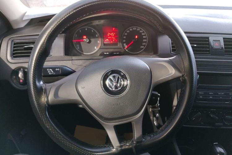 Used Volkswagen Santana 2021 1.5L Automatic Fashion Edition Steering Wheel