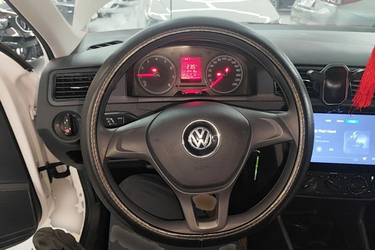 Used Volkswagen Santana 2021 1.5L Manual Fashion Edition Steering Wheel