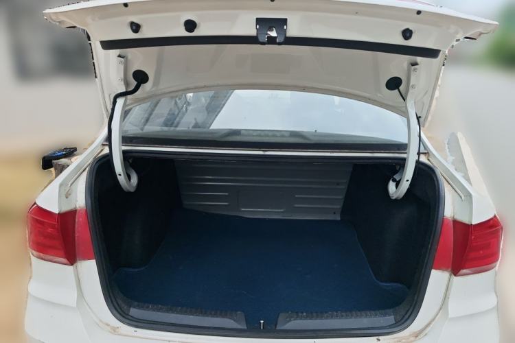 Used Volkswagen Santana 2021 1.5L Automatic Fashion Edition Trunk