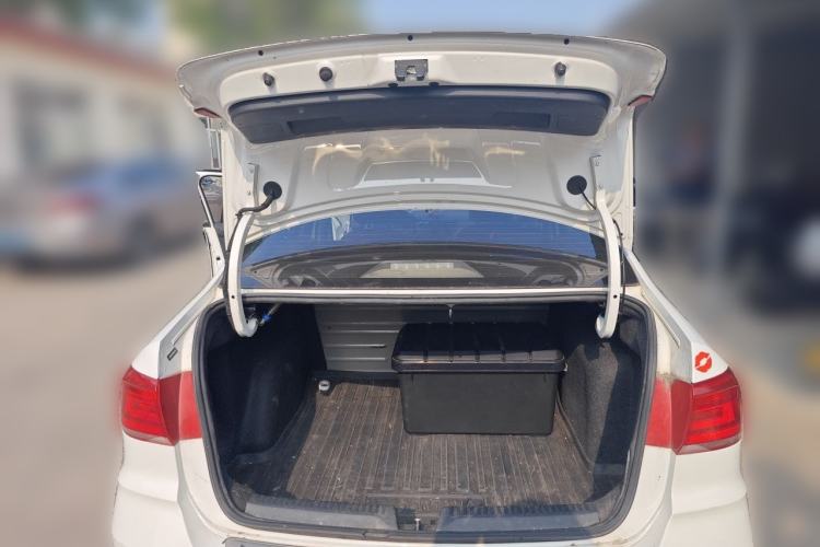 Used Volkswagen Santana 2021 1.5L Automatic Fashion Edition Trunk