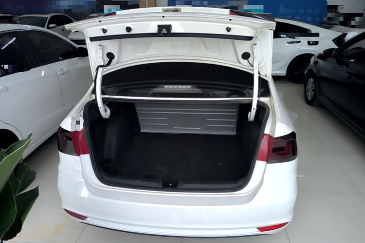 Used Volkswagen Santana 2021 1.5L Manual Fashion Edition Trunk