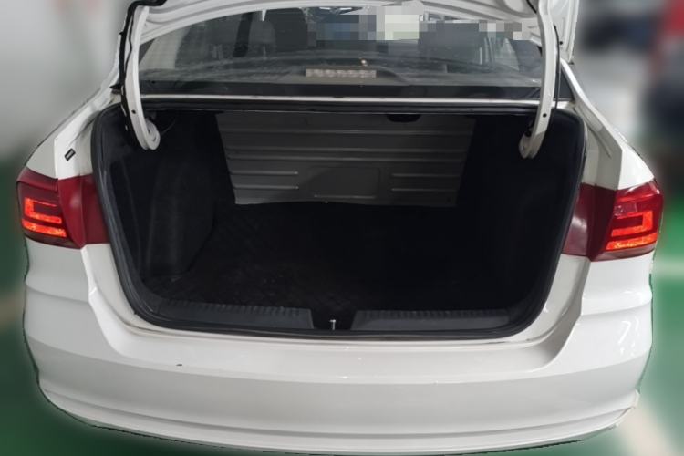 Used Volkswagen Santana 2021 1.5L Automatic Fashion Edition Trunk