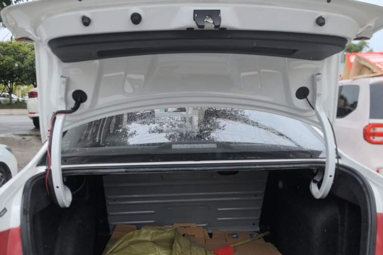 Used Volkswagen Santana 2021 1.5L Manual Fashion Edition Trunk