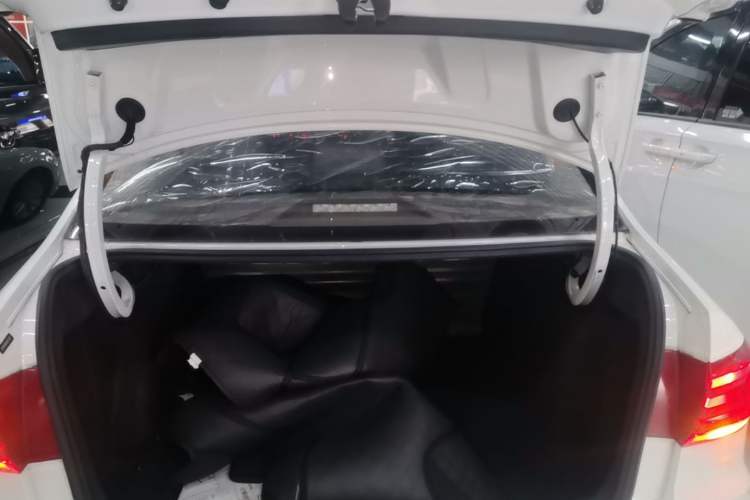 Used Volkswagen Santana 2021 1.5L Manual Fashion Edition Trunk