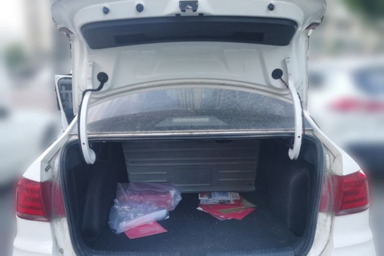 Used Volkswagen Santana 2021 1.5L Automatic Fashion Edition Trunk
