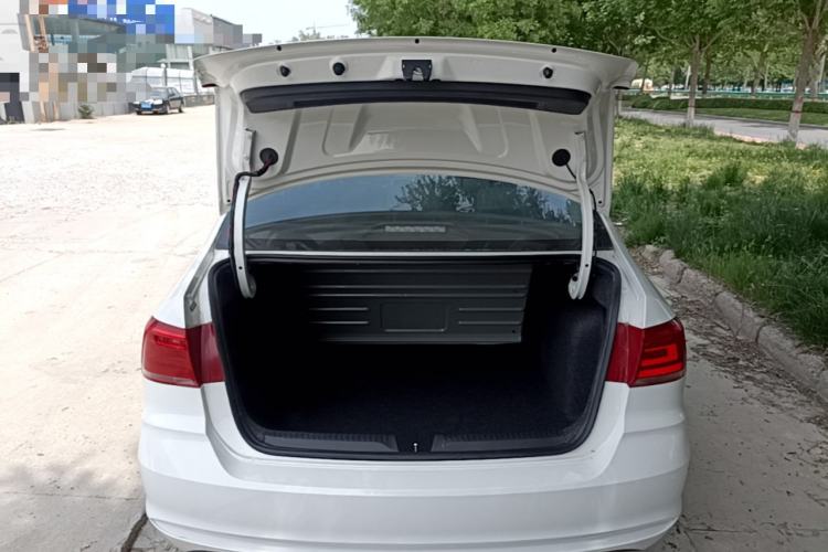 Used Volkswagen Santana 2021 1.5L Manual Fashion Edition Trunk