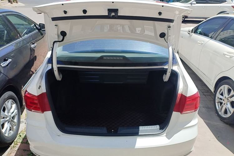 Used Volkswagen Santana 2021 1.5L Automatic Fashion Edition Trunk