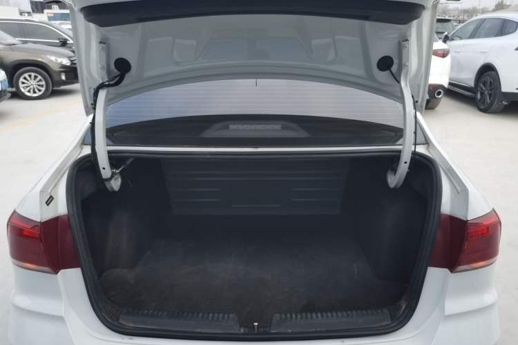 Used Volkswagen Santana 2021 1.5L Manual Fashion Edition Trunk