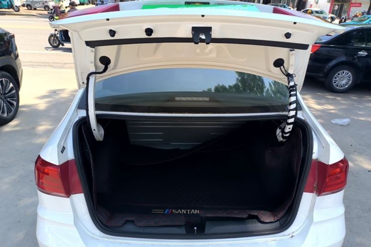Used Volkswagen Santana 2021 1.5L Automatic Fashion Edition Trunk