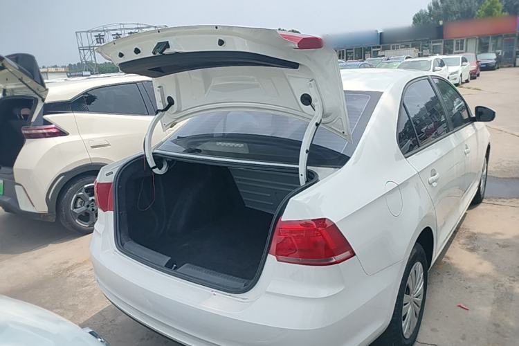 Used Volkswagen Santana 2021 1.5L Manual Fashion Edition Trunk