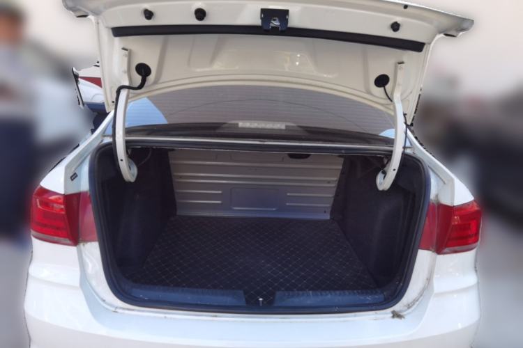 Used Volkswagen Santana 2021 1.5L Automatic Fashion Edition Trunk
