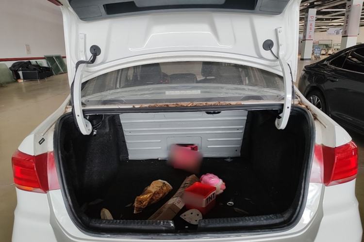 Used Volkswagen Santana 2021 1.5L Automatic Fashion Edition Trunk