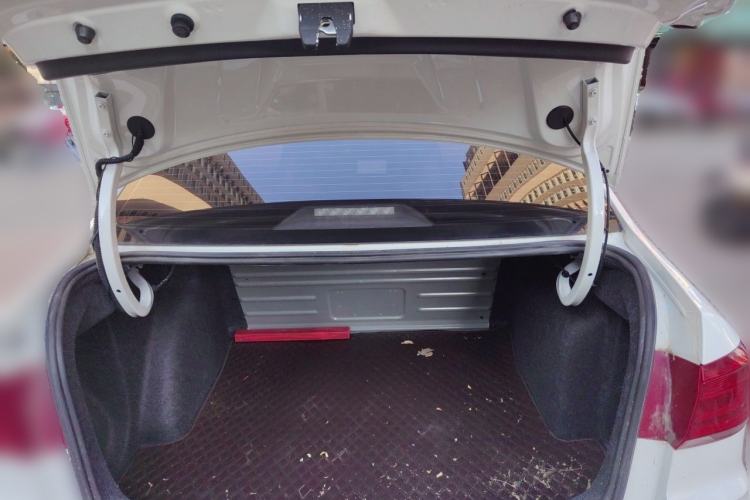 Used Volkswagen Santana 2021 1.5L Automatic Fashion Edition Trunk