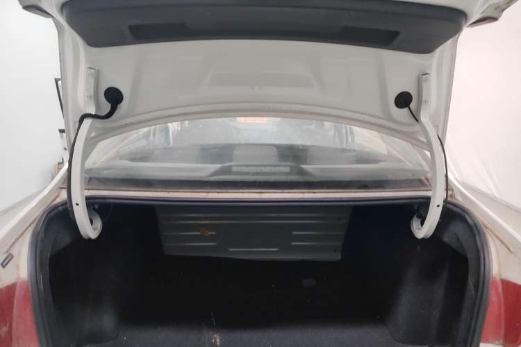 Used Volkswagen Santana 2021 1.5L Manual Fashion Edition Trunk