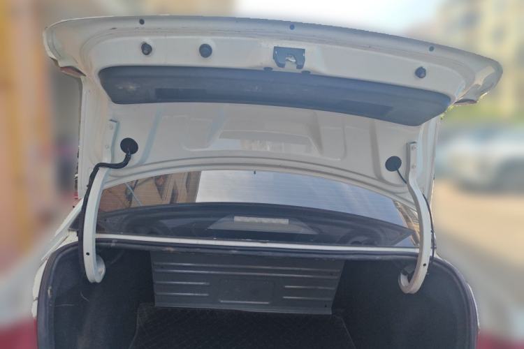 Used Volkswagen Santana 2021 1.5L Automatic Fashion Edition Trunk