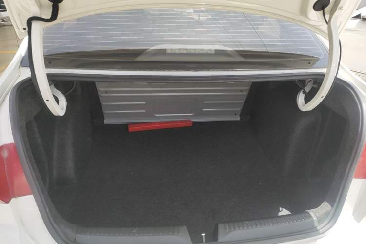 Used Volkswagen Santana 2021 1.5L Automatic Fashion Edition Trunk