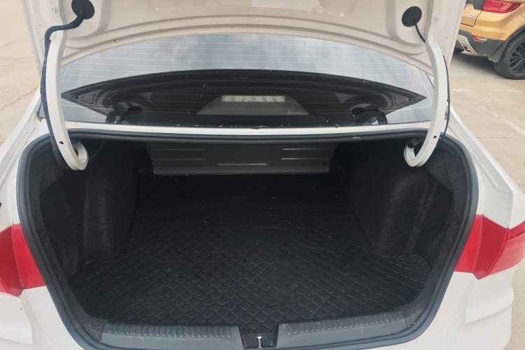 Used Volkswagen Santana 2021 1.5L Manual Fashion Edition Trunk