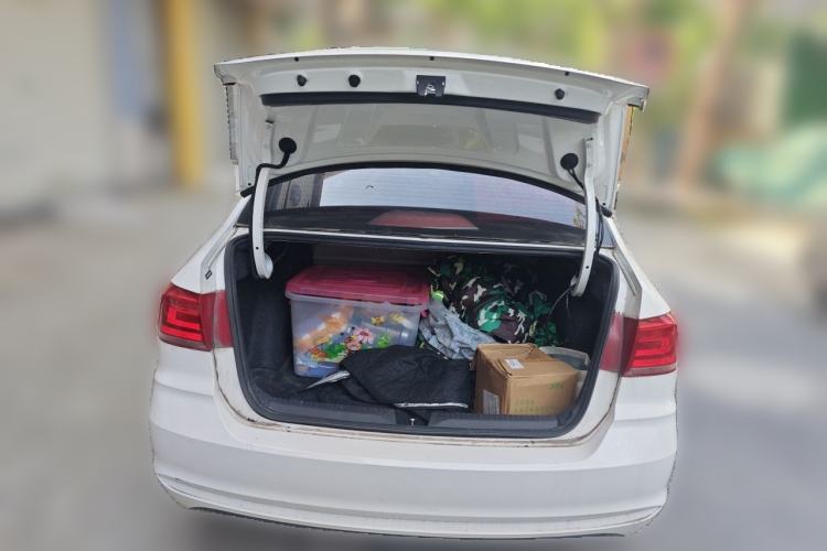 Used Volkswagen Santana 2021 1.5L Automatic Fashion Edition Trunk