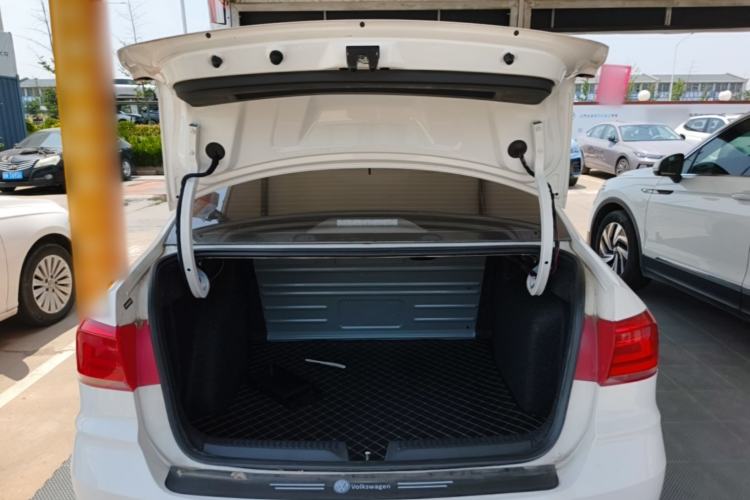 Used Volkswagen Santana 2021 1.5L Manual Fashion Edition Trunk