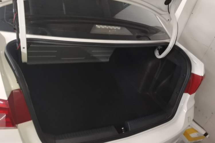 Used Volkswagen Santana 2021 1.5L Manual Fashion Edition Trunk