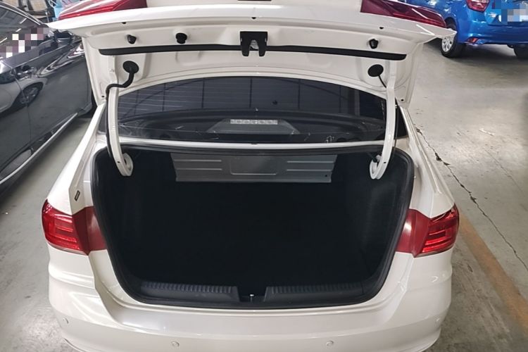 Used Volkswagen Santana 2021 1.5L Automatic Fashion Edition Trunk