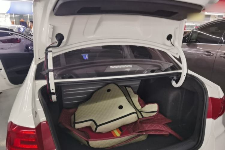 Used Volkswagen Santana 2021 1.5L Automatic Fashion Edition Trunk
