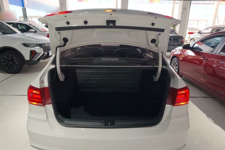 Used Volkswagen Santana 2021 1.5L Automatic Fashion Edition Trunk