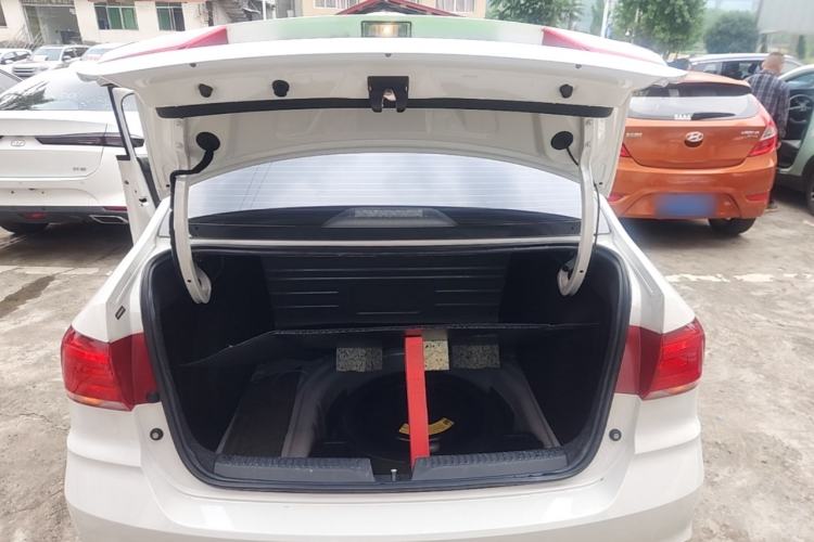 Used Volkswagen Santana 2021 1.5L Manual Fashion Edition Trunk