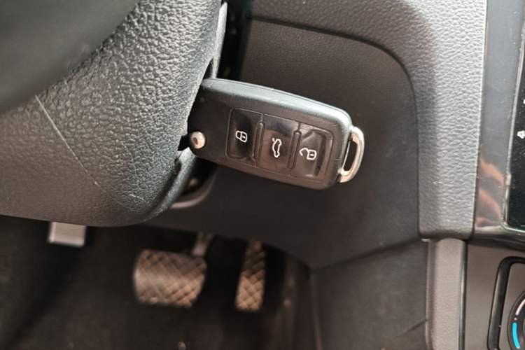 Used Volkswagen Santana 2021 1.5L Automatic Fashion Edition Vehicle Key