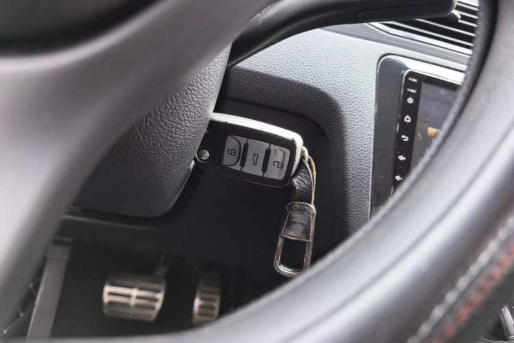 Used Volkswagen Santana 2021 1.5L Automatic Fashion Edition Vehicle Key