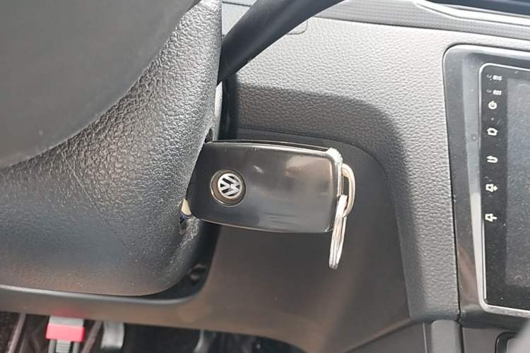 Used Volkswagen Santana 2021 1.5L Manual Fashion Edition Vehicle Key