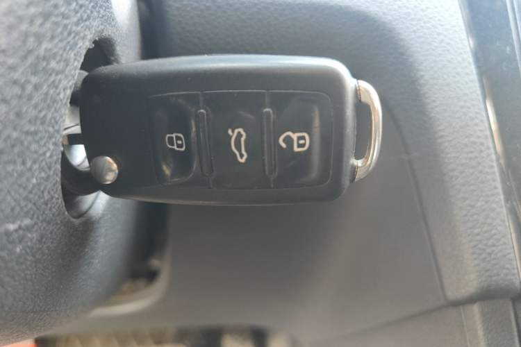 Used Volkswagen Santana 2021 1.5L Automatic Fashion Edition Vehicle Key