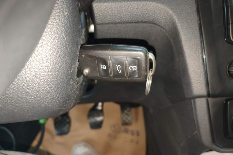 Used Volkswagen Santana 2021 1.5L Manual Fashion Edition Vehicle Key