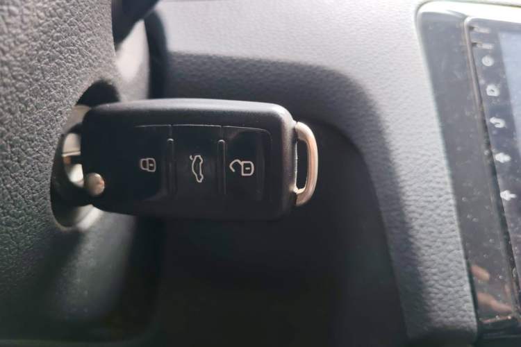 Used Volkswagen Santana 2021 1.5L Automatic Fashion Edition Vehicle Key