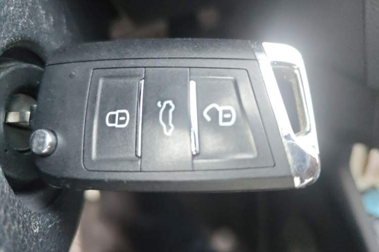 Used Volkswagen Santana 2021 1.5L Automatic Fashion Edition Vehicle Key
