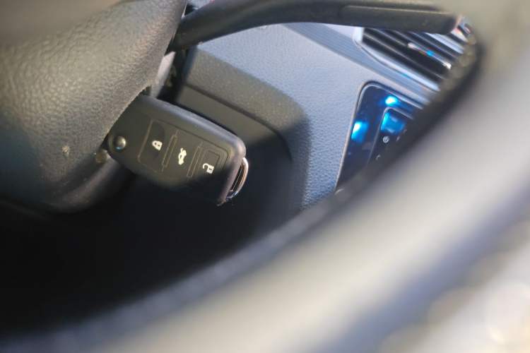 Used Volkswagen Santana 2021 1.5L Manual Fashion Edition Vehicle Key