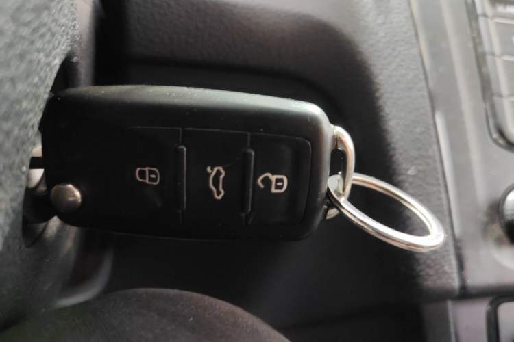 Used Volkswagen Santana 2021 1.5L Manual Fashion Edition Vehicle Key