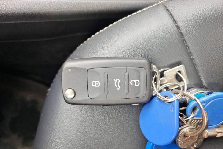Used Volkswagen Santana 2021 1.5L Manual Fashion Edition Vehicle Key