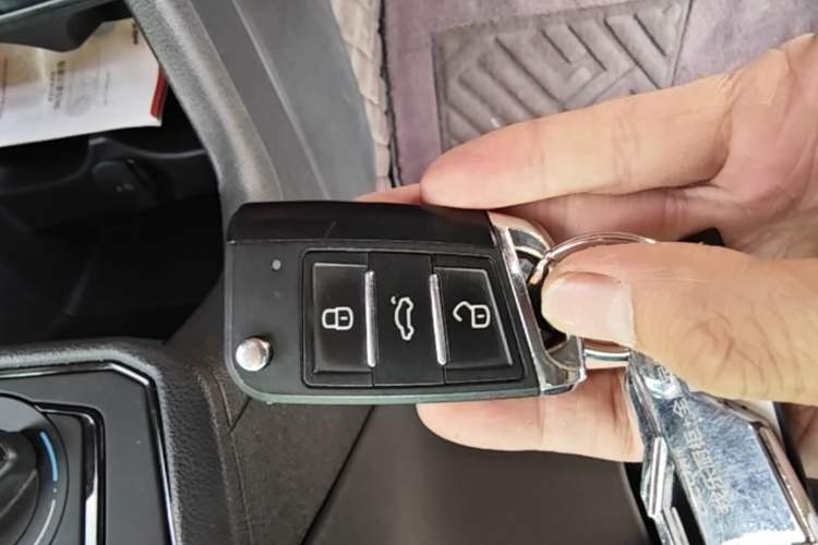 Used Volkswagen Santana 2021 1.5L Automatic Fashion Edition Vehicle Key