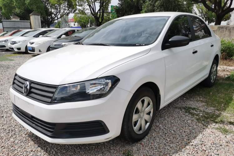 Used Volkswagen Santana 2021 1.5L Manual Fashion Edition Guazi used car, China used car export, Used car for sale, Used  cars, Cheapest cars for sale