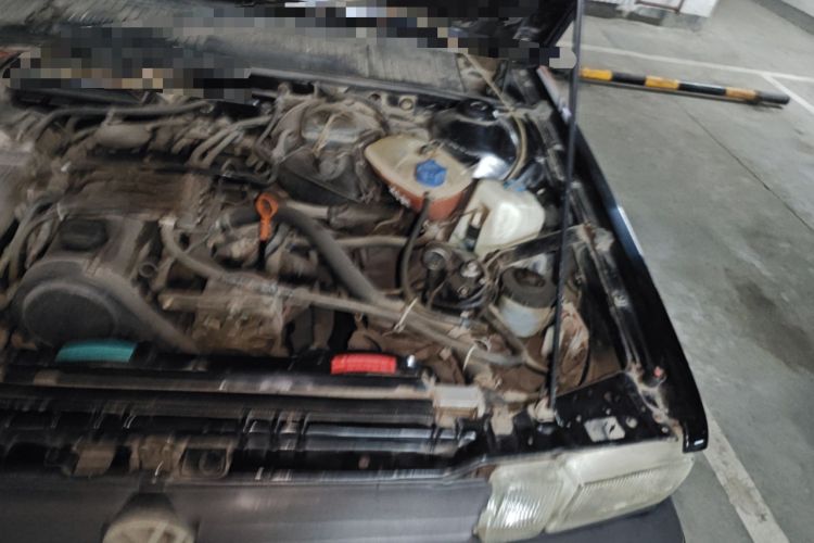 Used Volkswagen Santana Classic 2004 1.8L Standard Edition Engine Bay Left