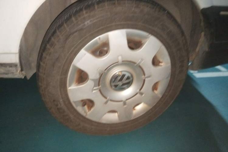 Used Volkswagen Santana Classic 2004 1.8L Standard Edition Right Front Wheel Hub